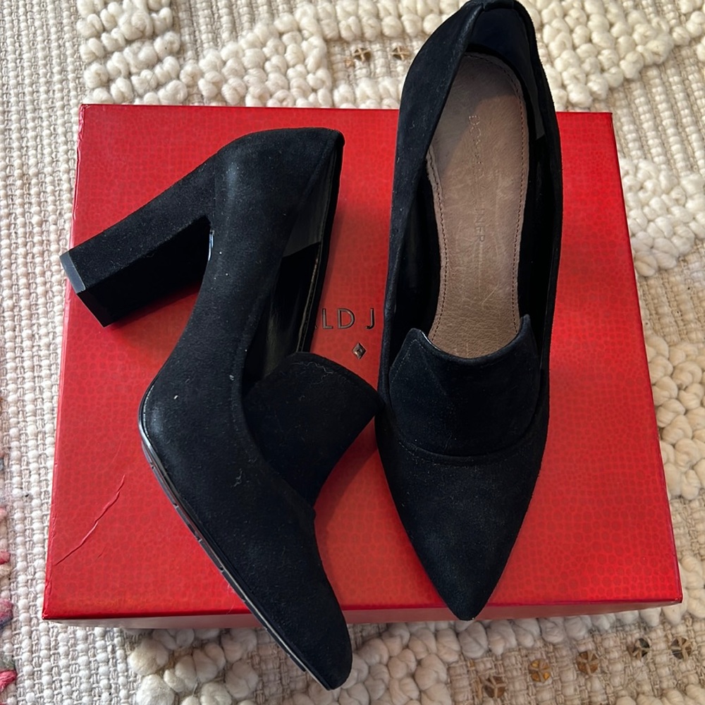 Donald J. Pliner pump size us 8.5